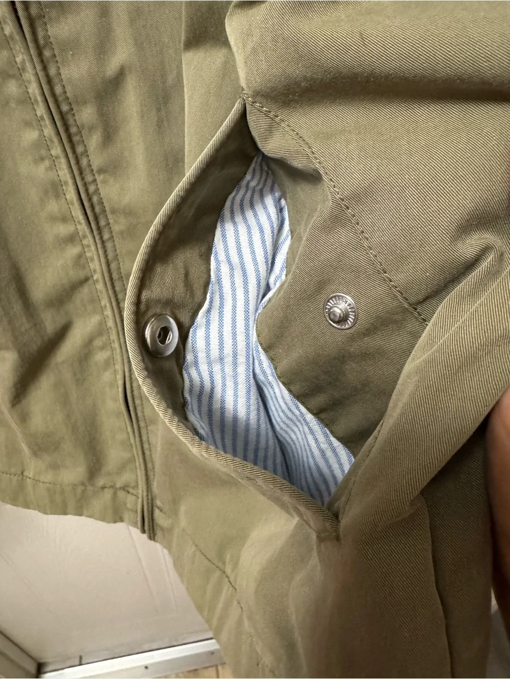Gant Men's Olive Green Lightweight Zip Jacket